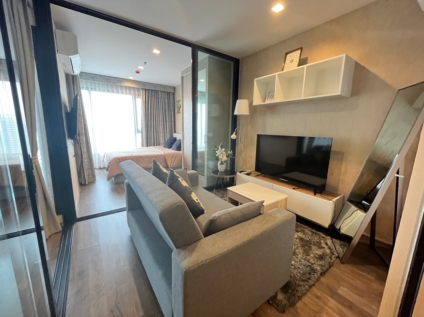 Life Ladprao Valley for Rent Shinyu Residence บริษัทเอเจ้นท์คอนโด